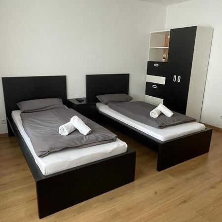 Апартаменты Renoviert, Modern Und Ruhig Нюрнберг Экстерьер фото